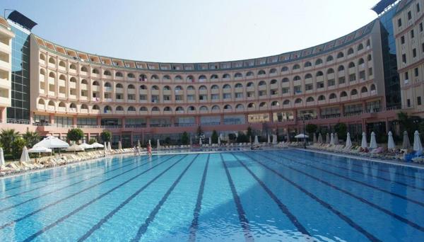 Bayar Family Resort Hotel & Spa
