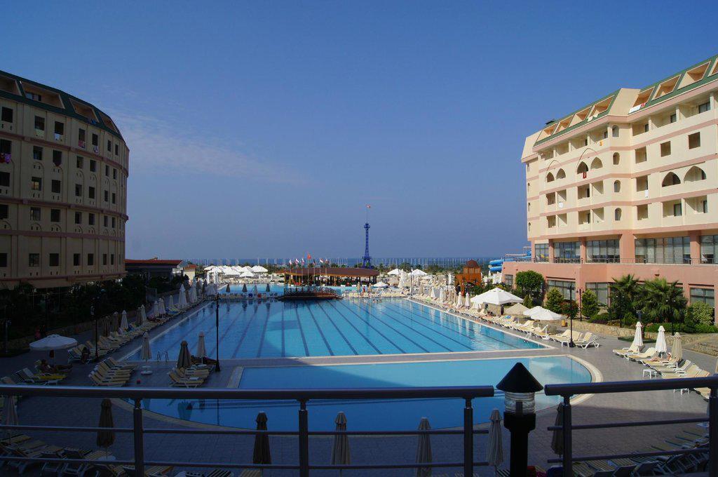 Bayar Family Resort Hotel & Spa