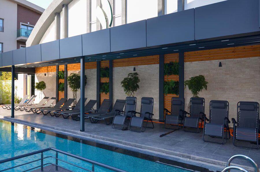 Junglans Suites Apart Hotel