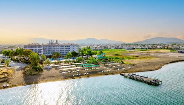 Le Monde Beach Resort & Spa