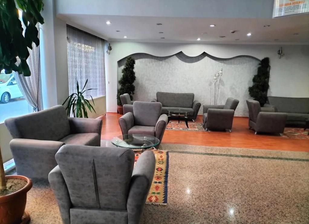 Grand Uzcan Hotel