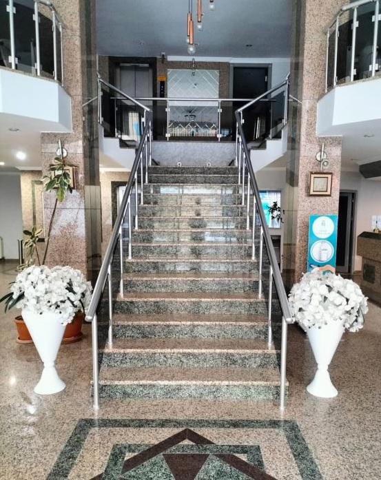 Grand Uzcan Hotel