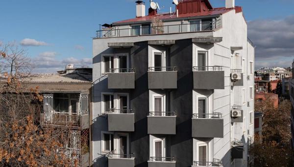 A Hotels & Suite