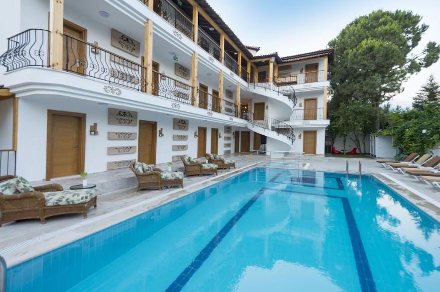 Amore Boutique Hotel