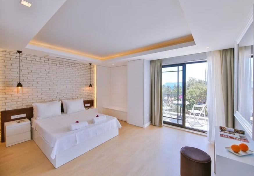 Lale Hotel