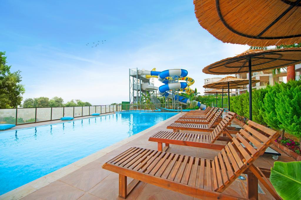 Athena Premium Suites