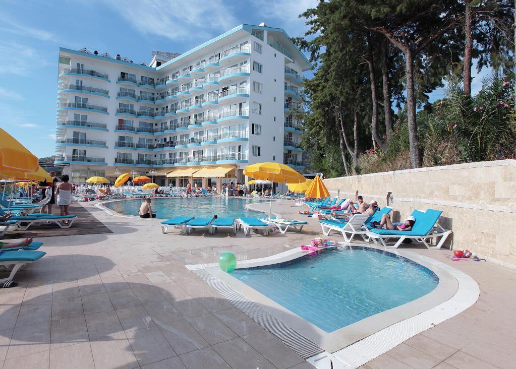 Arora Hotel