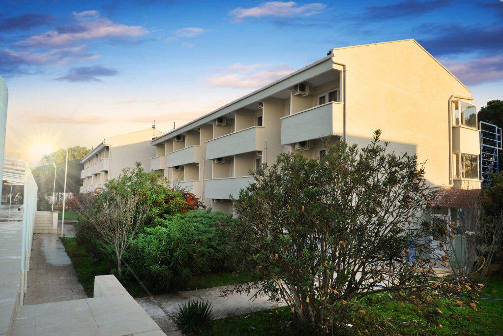 Le Resort Otel