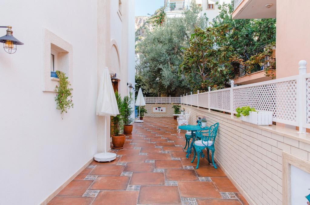 Luvi Kaş Otel