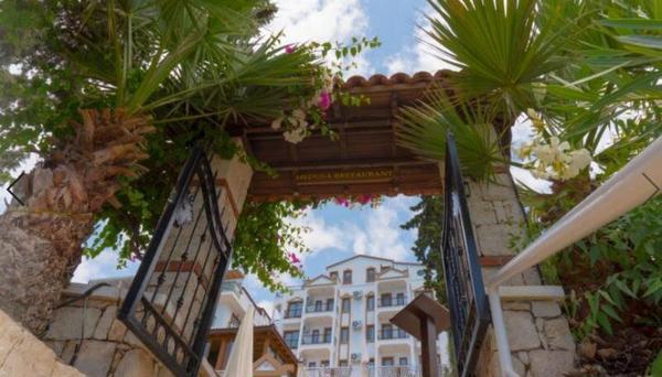 Medusa Hotel