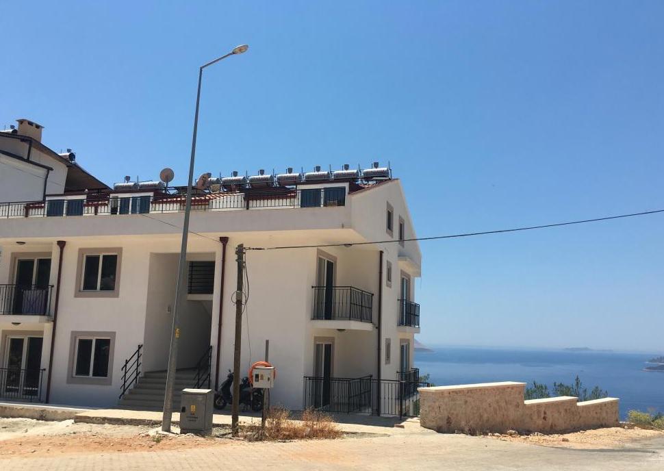 Kaş Ay Işığı Suit Apart