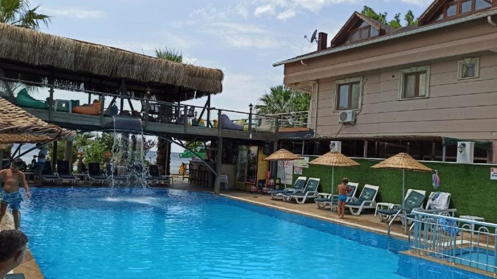 Denizatı Parıl Otel