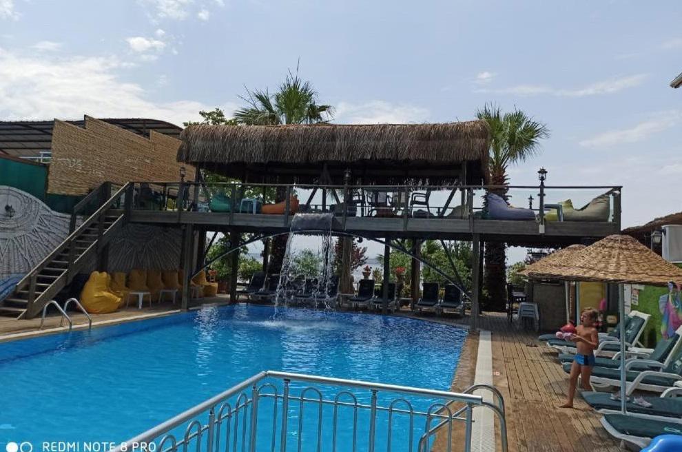 Denizatı Parıl Otel