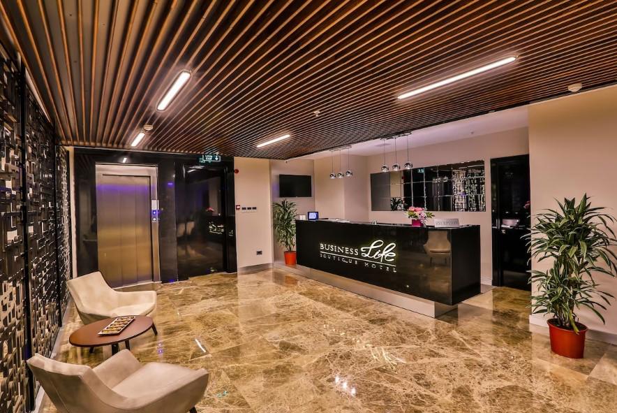 Business Life Boutique Hotel