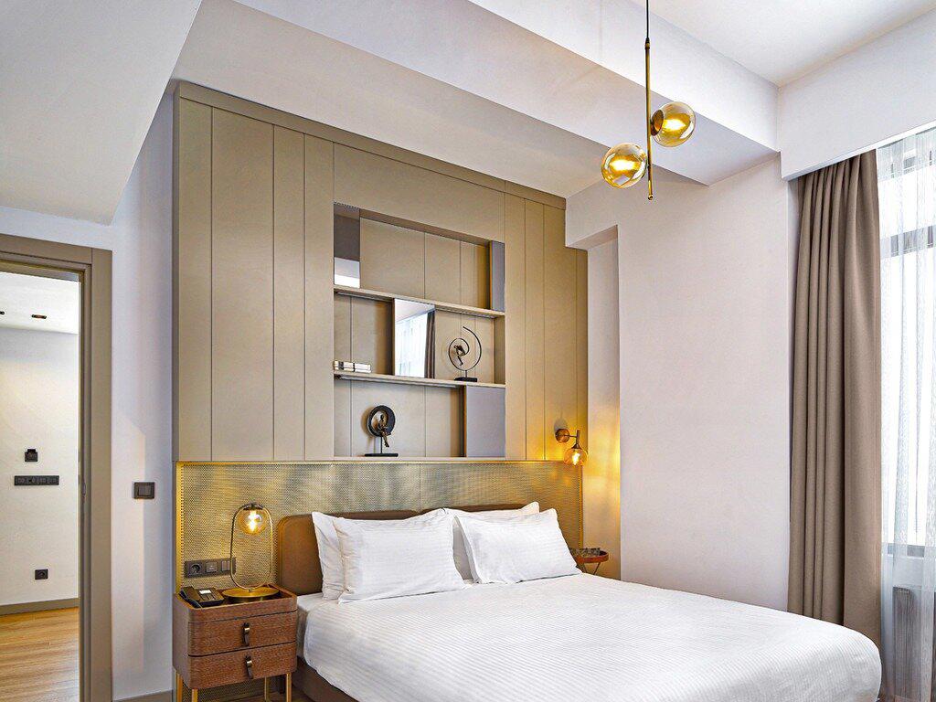 G Tower Furnished Apartment Rentals