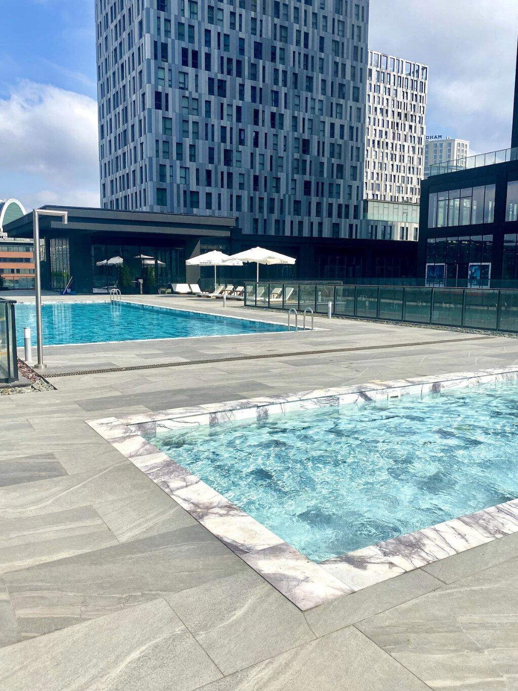 G Tower Furnished Apartment Rentals