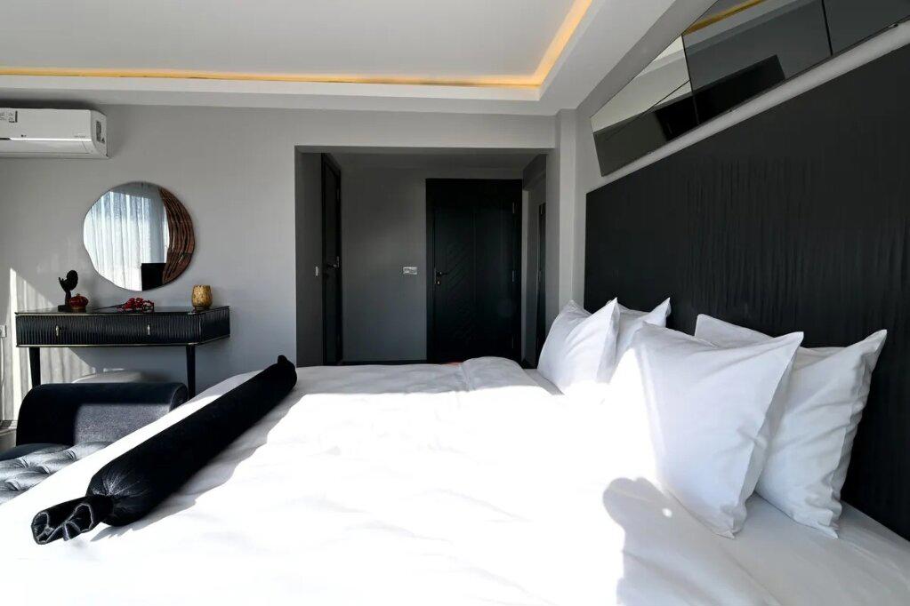 Via Çırağan Hotel