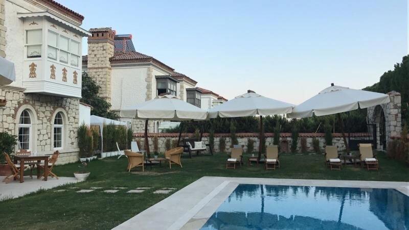 Monottoman Otel