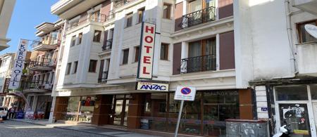 Grand Anzac Hotel