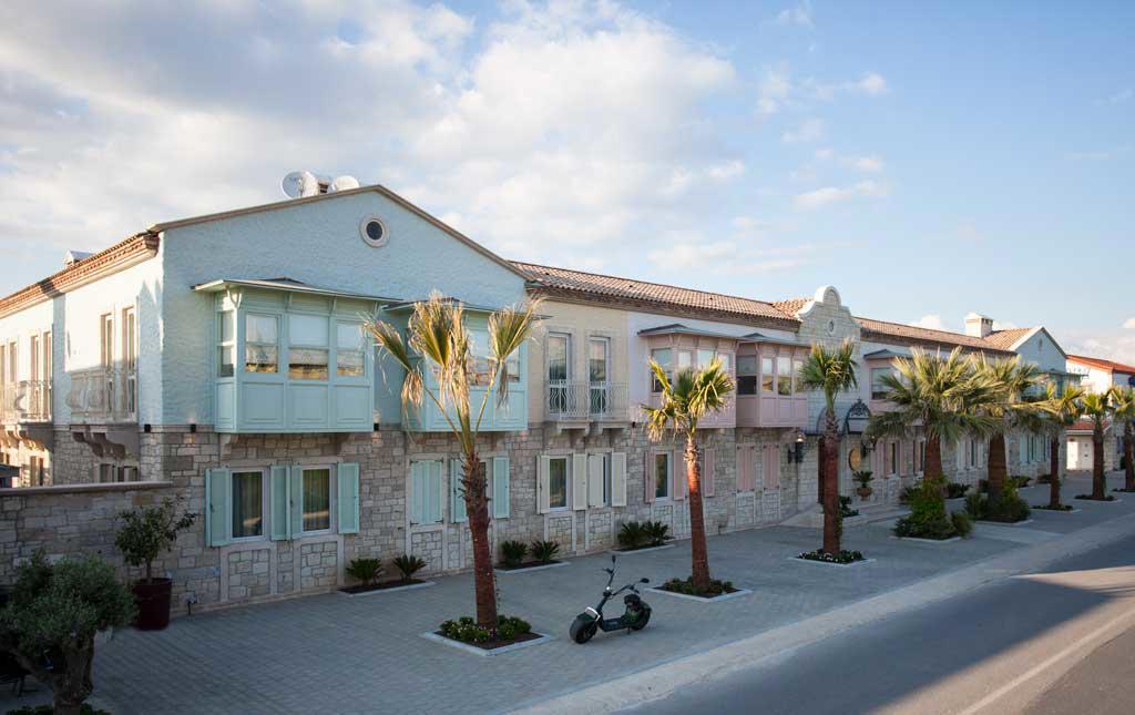 Casa Luna Hotel