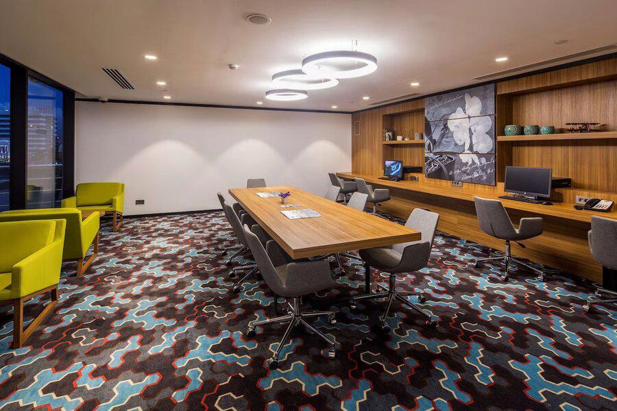 Hampton by Hilton İstanbul Kurtköy