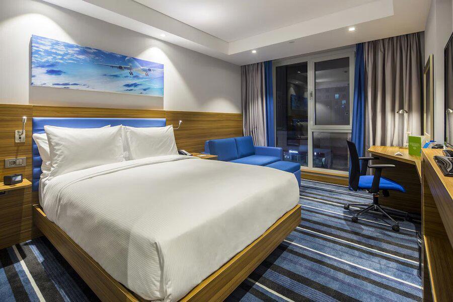 Hampton by Hilton İstanbul Kurtköy