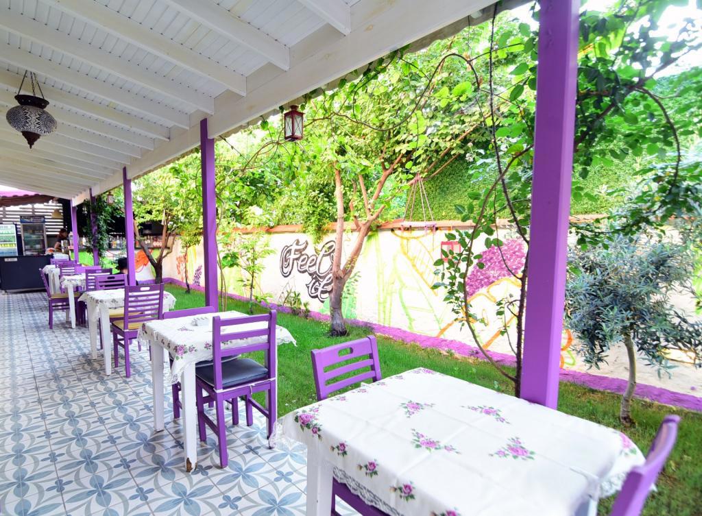 Alaçatı Mor Salkım Konağı
