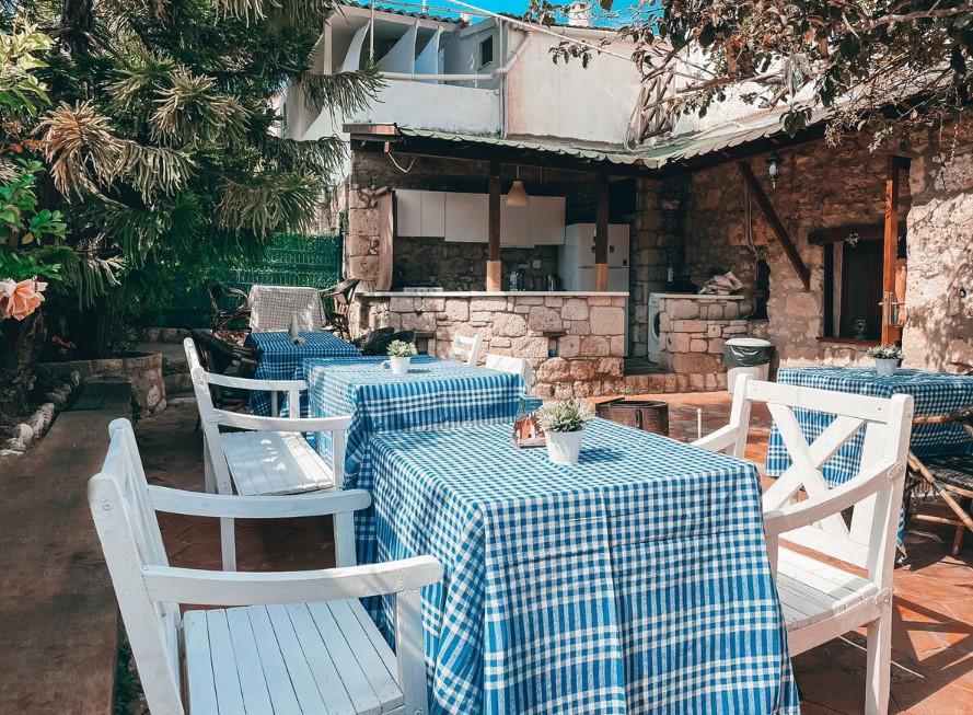 Alaçatı Cadde Otel