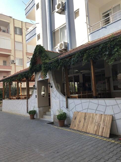Almir Hotel