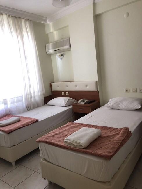 Almir Hotel
