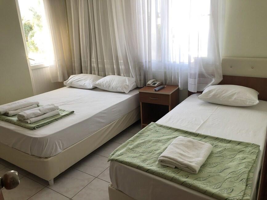 Almir Hotel
