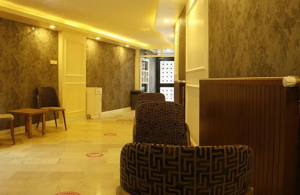 Parlak Otel