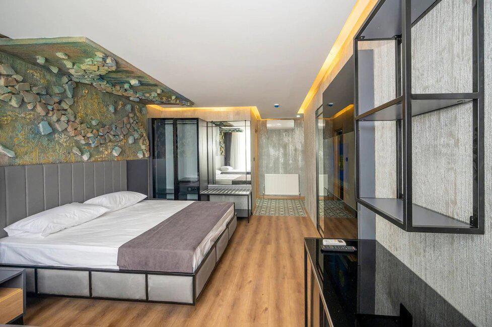 Continental Airport Hotel