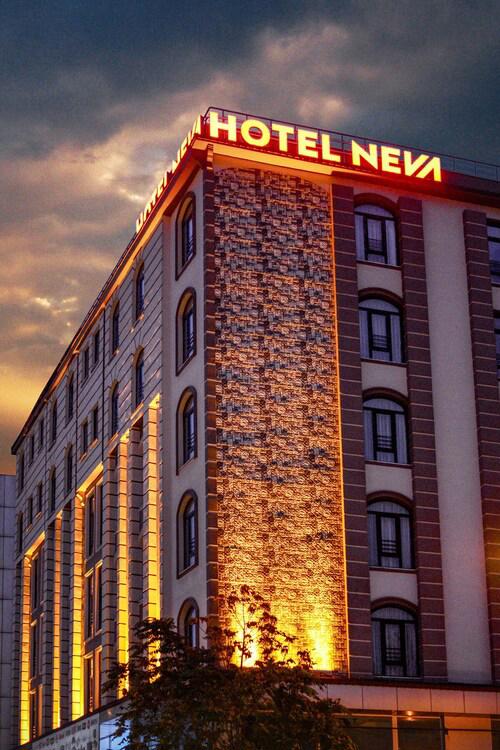 Hotel Neva