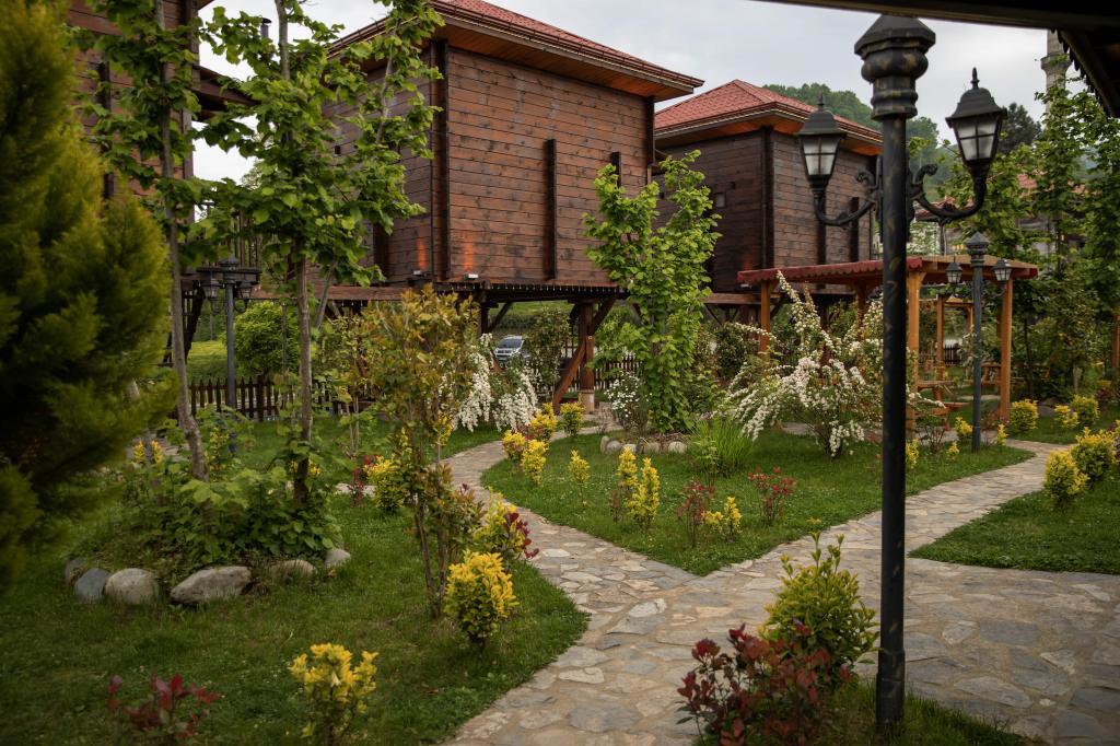 Mcora Tatil Köyü