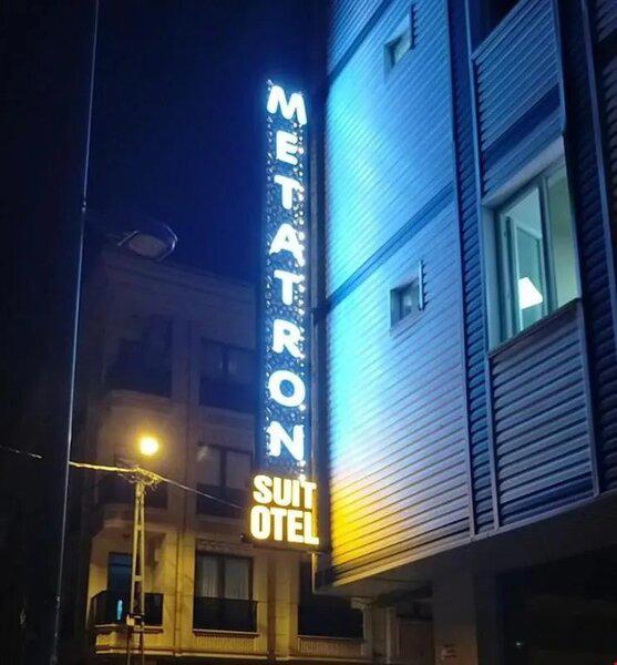 Metatron Suit Hotel
