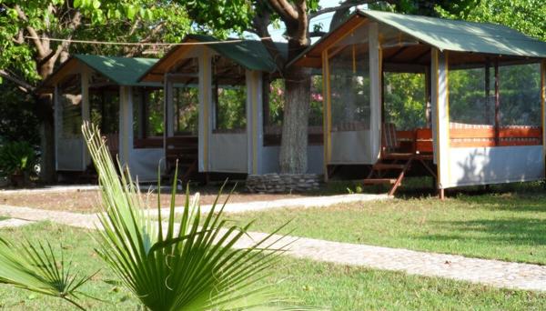 Çıralı Uğur Pansiyon Bungalows