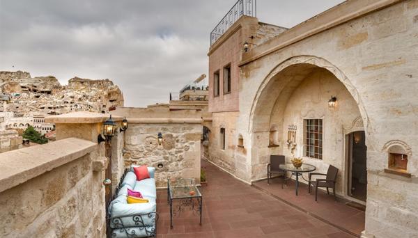 Temenni Evi