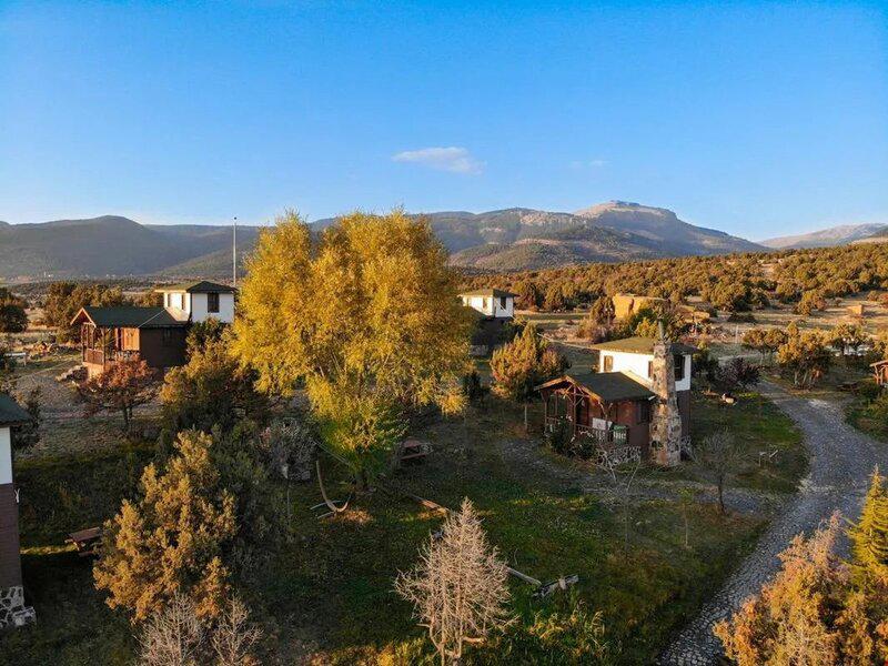 Kıbrıscık Belediyesi Köroğlu Dağ Evleri