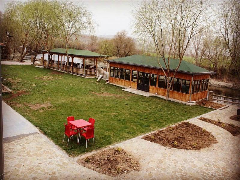 Bungalow Life Garden