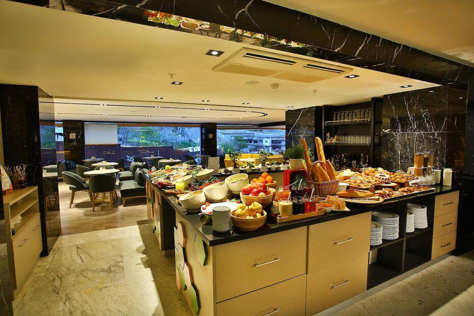 İbis Styles İstanbul Bomonti Hotel