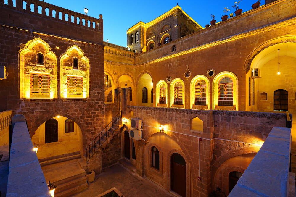 Ulubey Konağı
