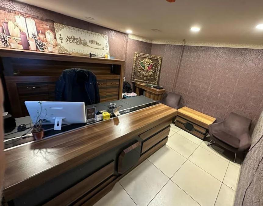 Camellia Suit Hotel