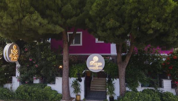 Niss Boutique Hotel