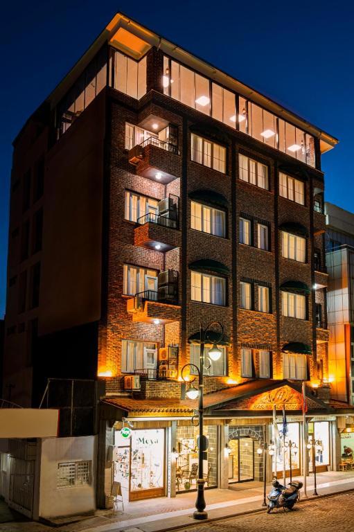 Hasuni Taş Hotel
