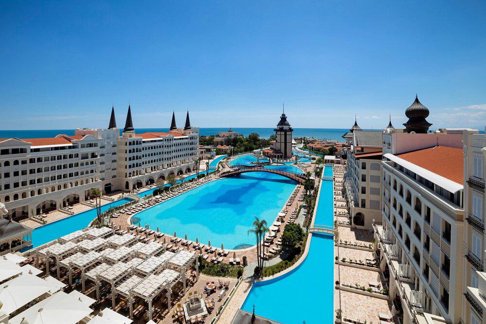 Swandor Mardan Palace