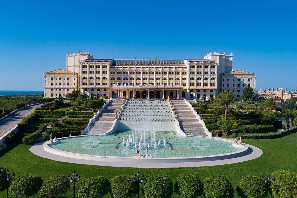 Swandor Mardan Palace