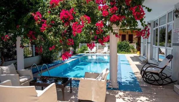 Serenity Lara Hotel