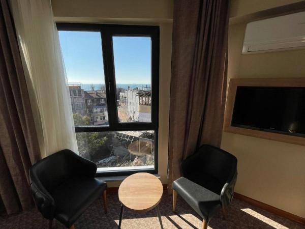Sultan Hamit Hotel