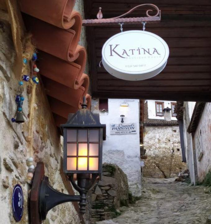 Katina Boutique House